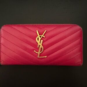 Yves Saint Laurent Grain De Poudre Matelasse Chevron Monogram Zip Around Wallet
